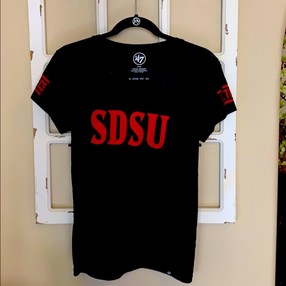 SDSU t shirt